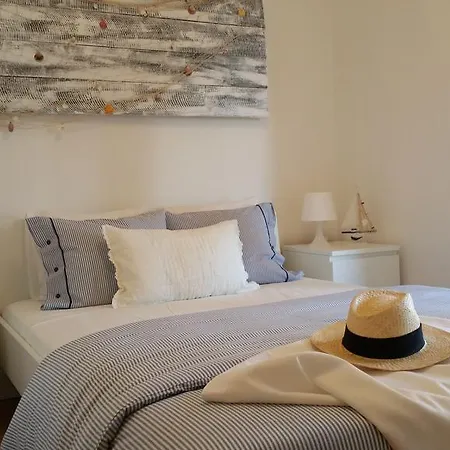 Apartamento Novi Vinodolski Apartment *